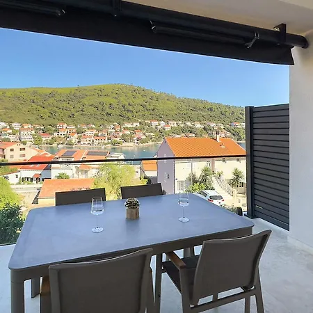 Apartman Lovely In Korcula With Sauna